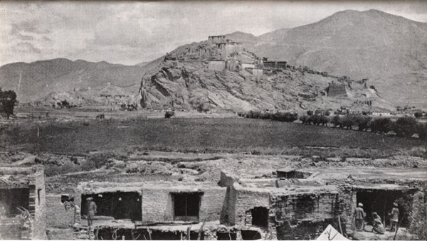 Gyantse from Chang Lo Gyantse from Chang Lo
